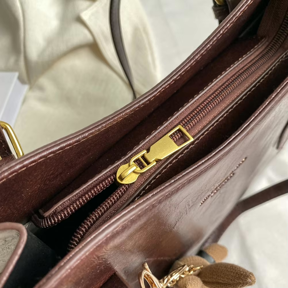 Borsa Ecopelle con Ciondolo Donna