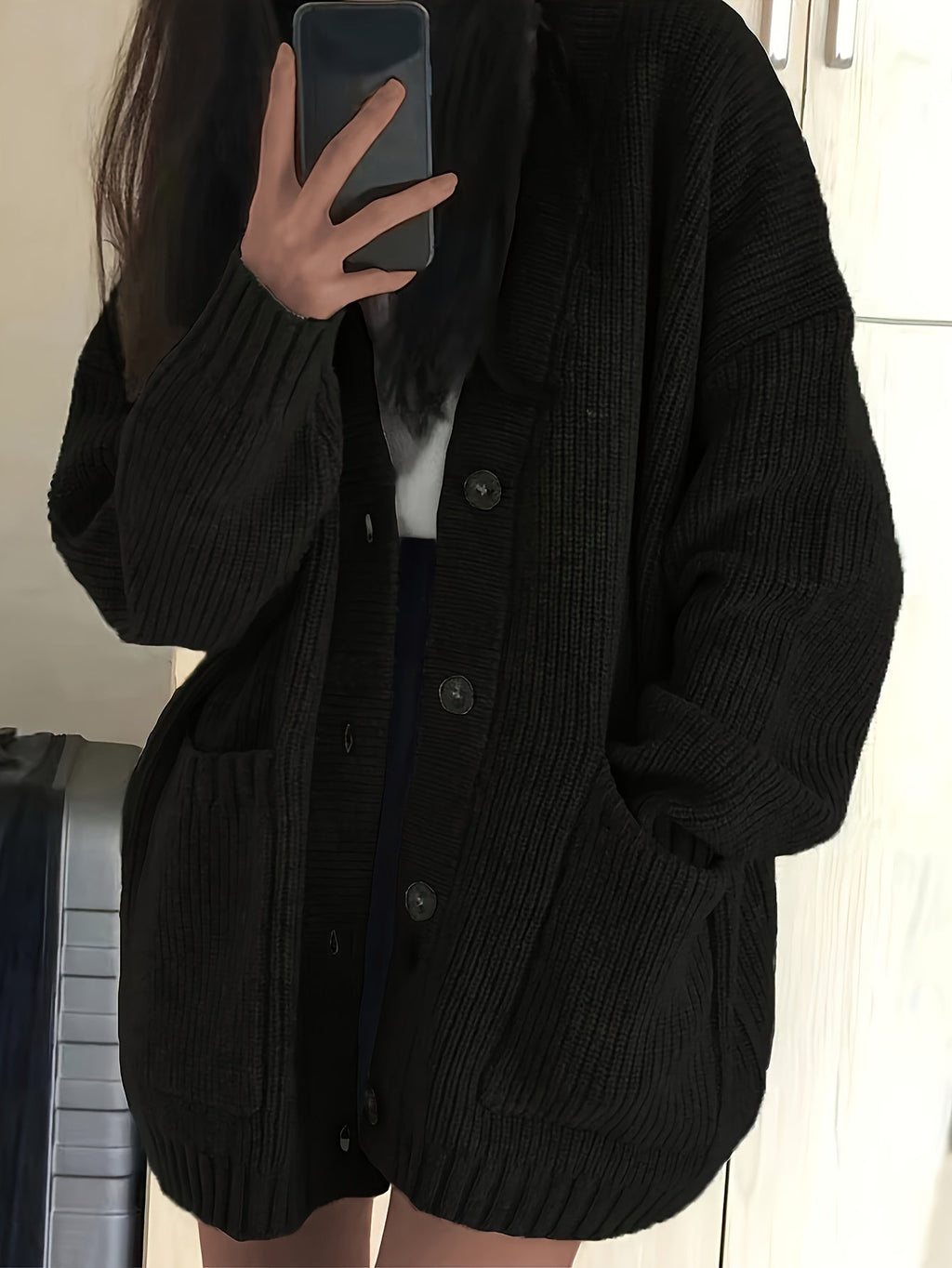 Cardigan Comodo Con Bottoni E Tasche Donna Nero