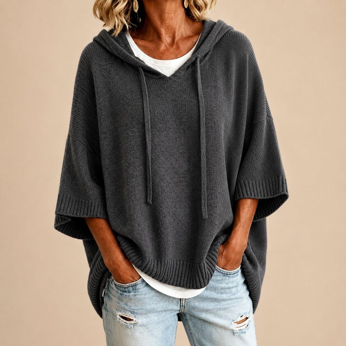 Poncho In Maglia Con Cappuccio Donna Grigio