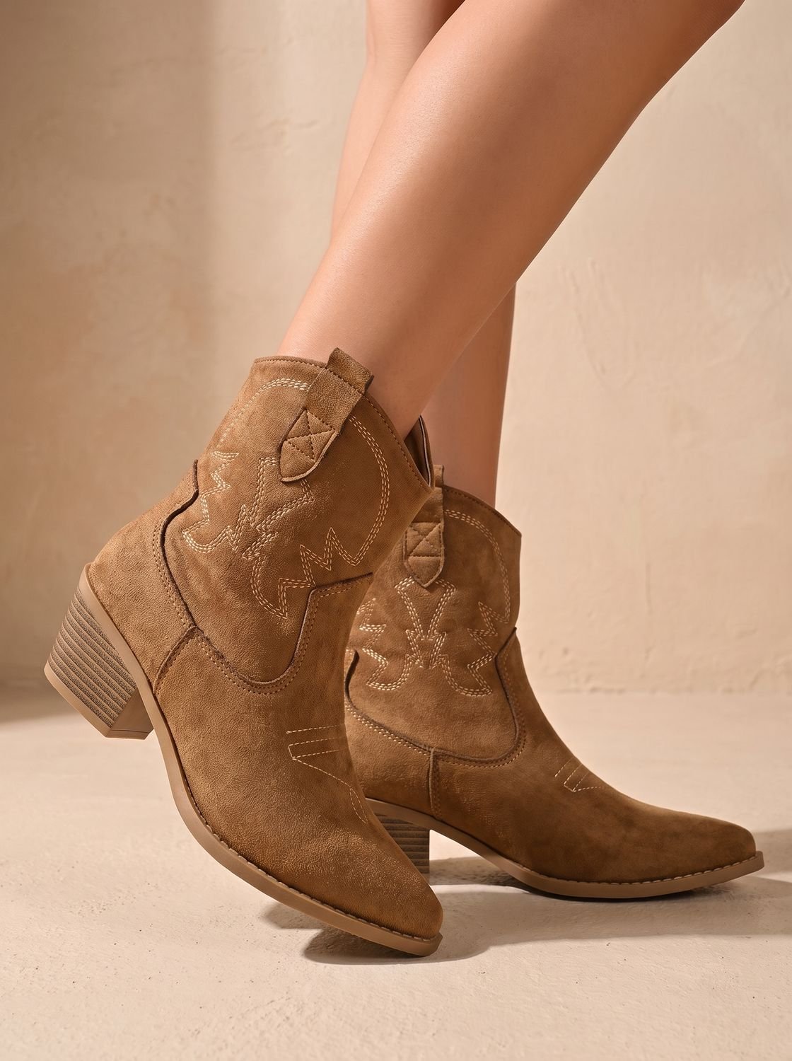 Stivaletti Western Ricamati Donna