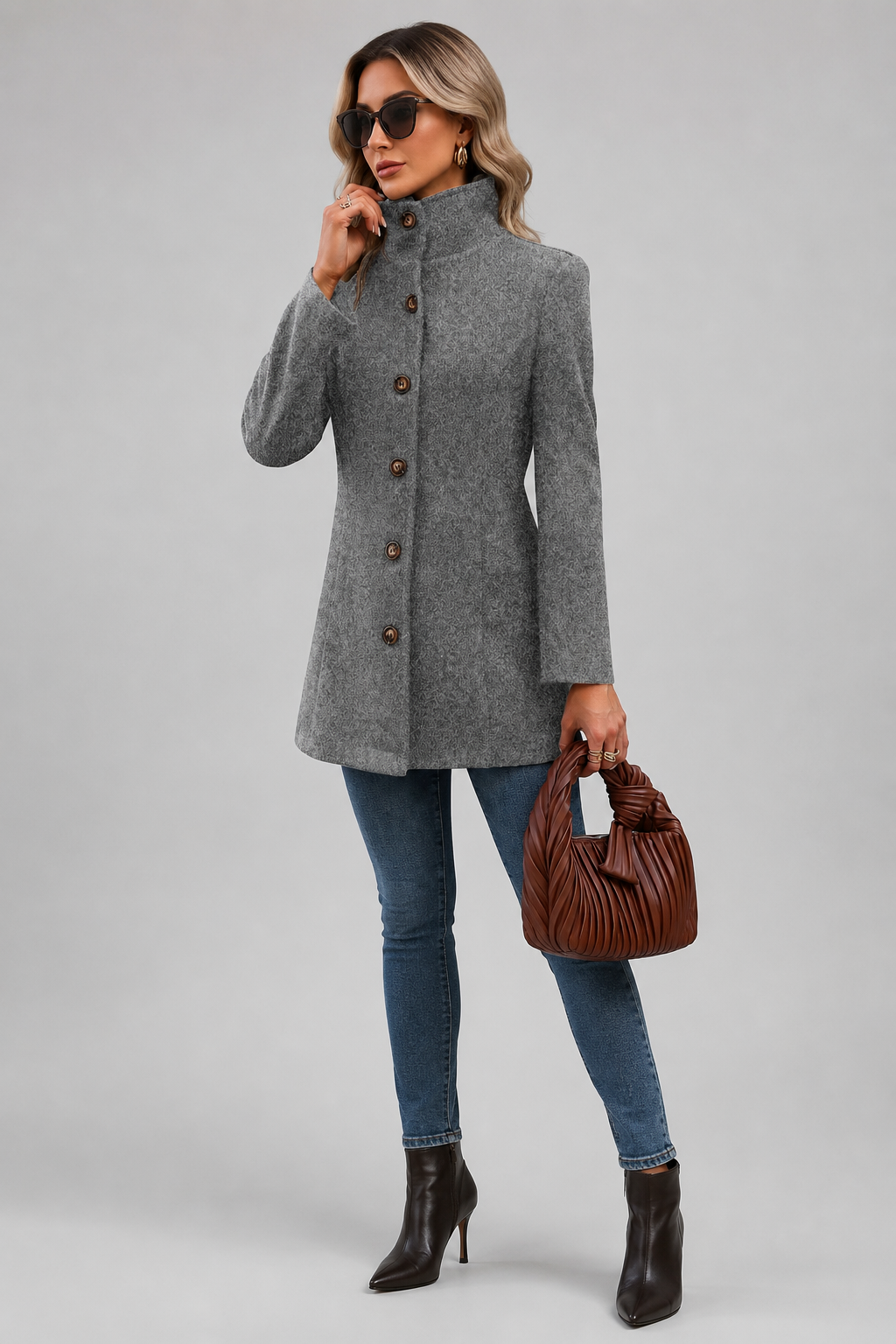 Cappotto Corto Lana con Bottoni Donna