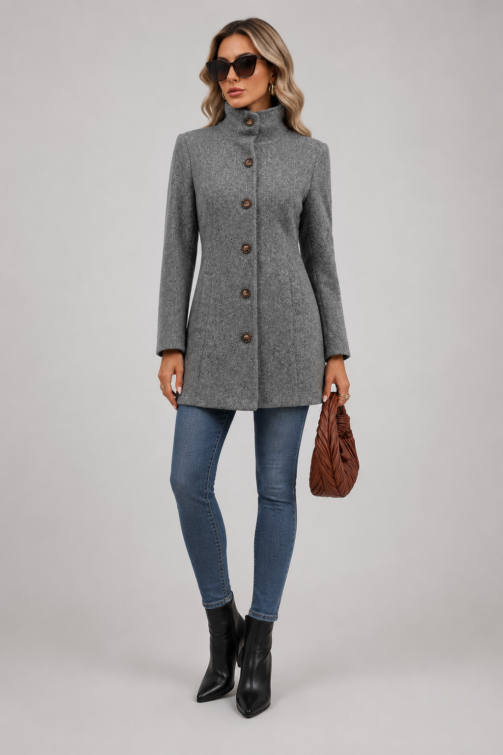 Cappotto Corto Lana con Bottoni Donna
