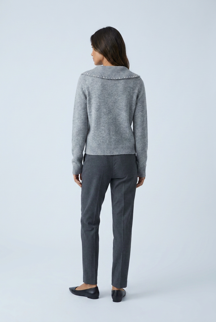 Maglione Collo Asimmetrico con Perle Donna