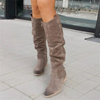 Stivali Alti Scamosciati con Zip Donna