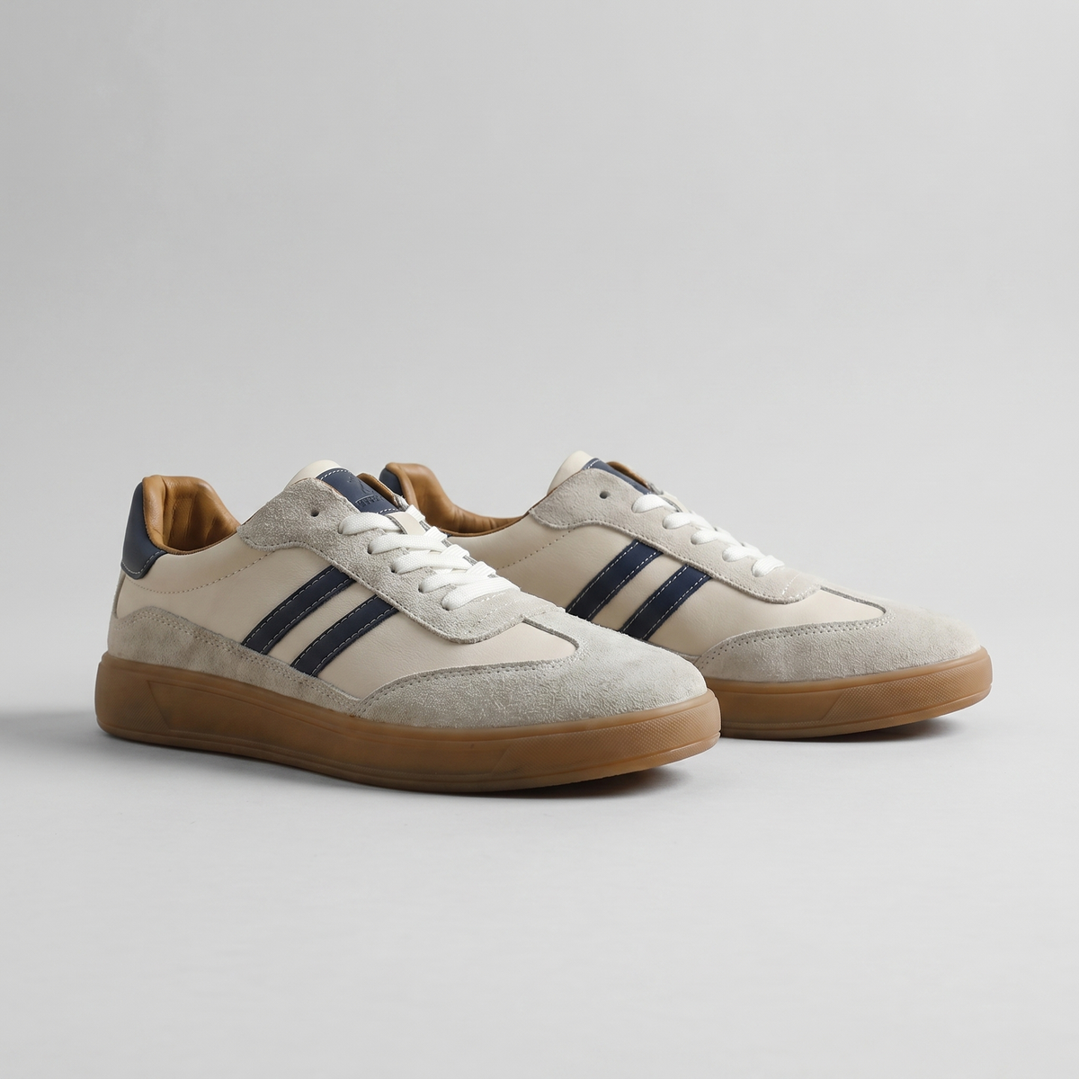 Sneakers Retro in Mesh Uomo